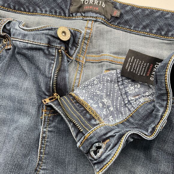 Torrid Premium Women's Skinny Leg Jeans Size 18S Dark Wash - Picture 10 of 11